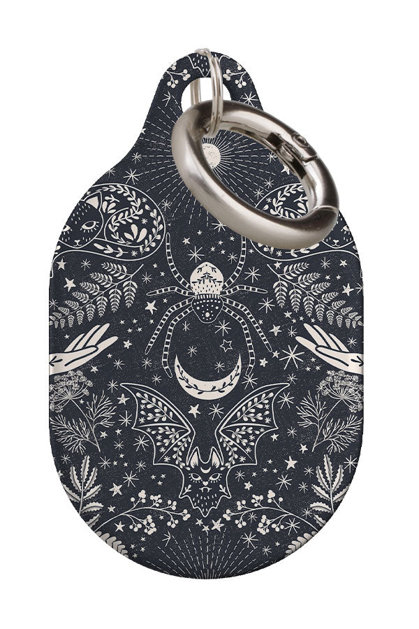 
                  
                    Eclectic Magic Witch by Garabateo AirTag Case (Black) | Harper & Blake
                  
                