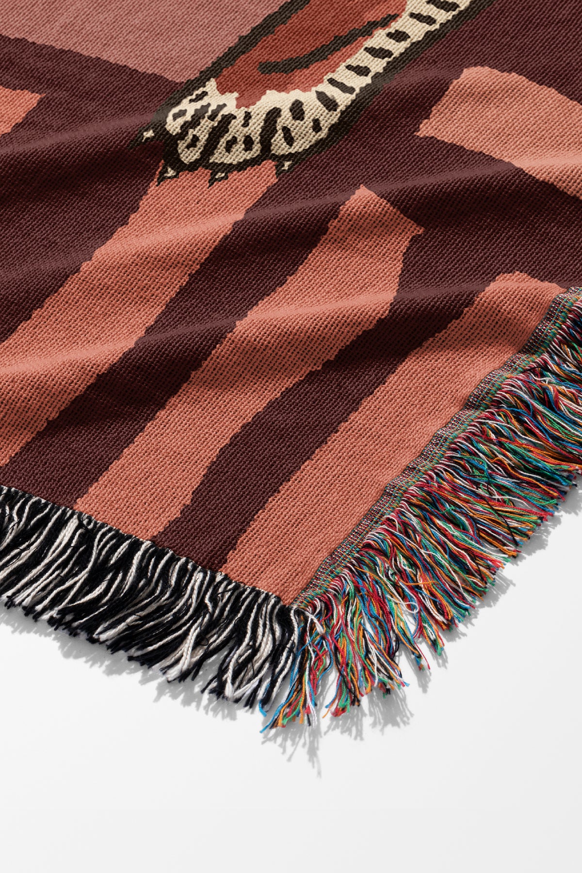 Tiger Placement Jacquard Woven Blanket (Pinks) | Harper & Blake