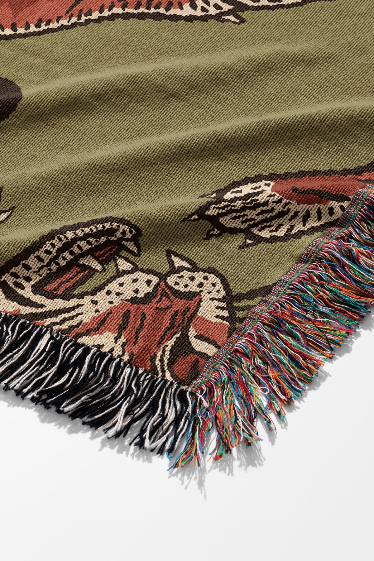 Tiger Scatter Jacquard Woven Blanket (Green) | Harper & Blake