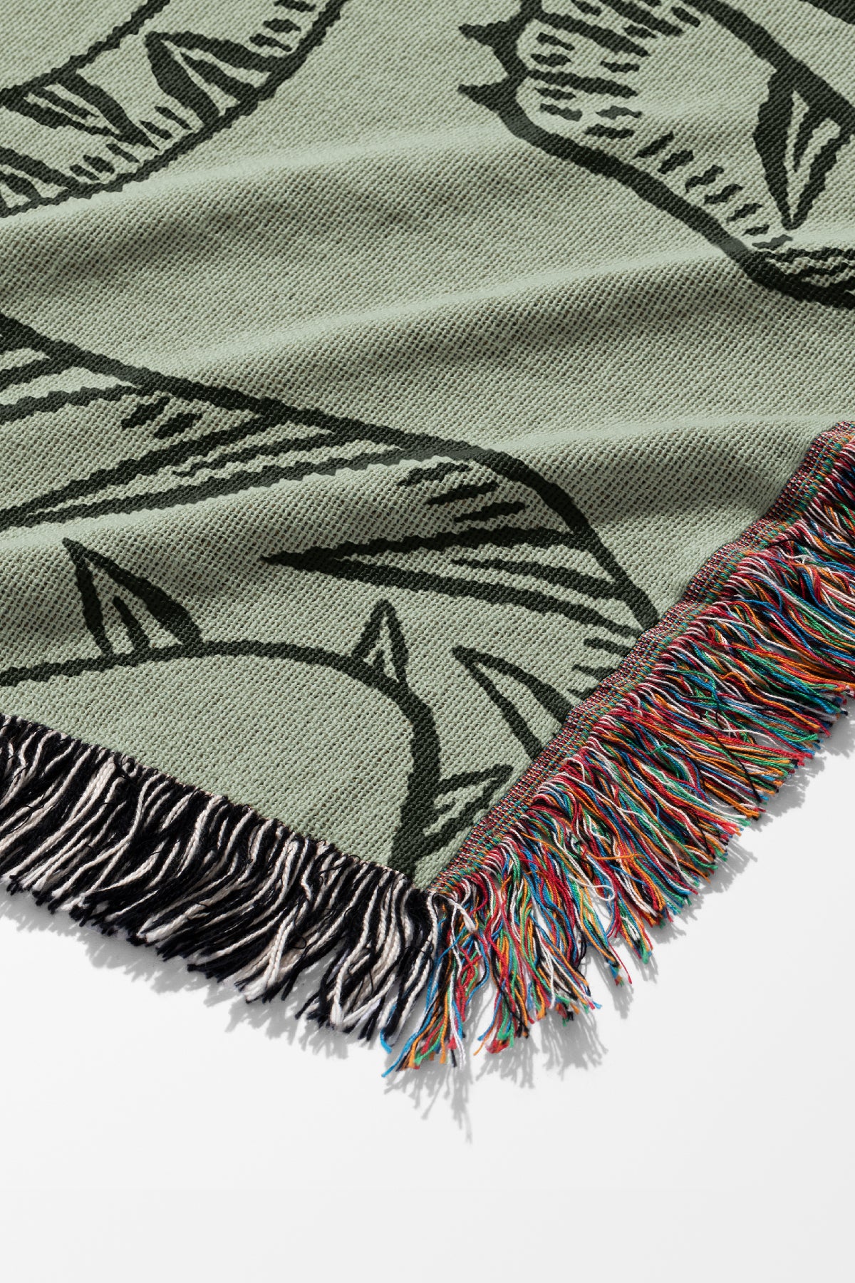 Two Tone Tiger Scatter Jacquard Woven Blanket (Green) | Harper & Blake