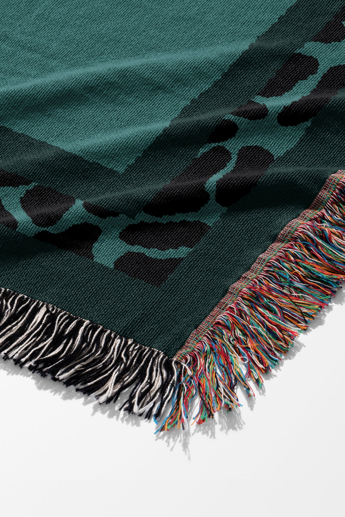 Up-Close Leopard Jacquard Woven Blanket (Green) | Harper & Blake