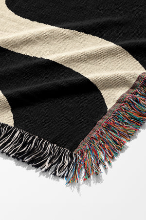 Swirl Lines Abstract Jacquard Woven Blanket (Black Peach) | Harper & Blake