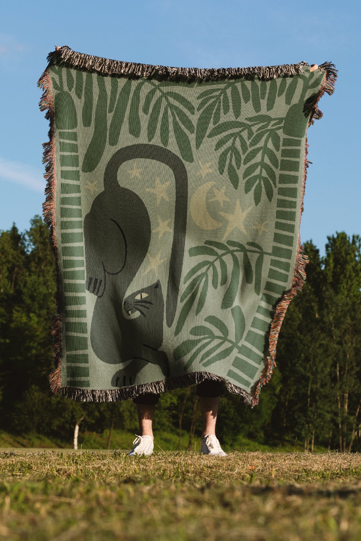 Lounging Leopard Jacquard Woven Blanket (Green) | Harper & Blake 