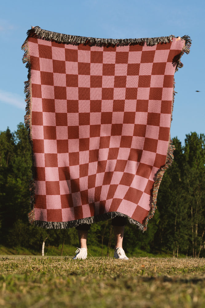 Checkered Jacquard Woven Blanket (Pink Red) | Harper & Blake