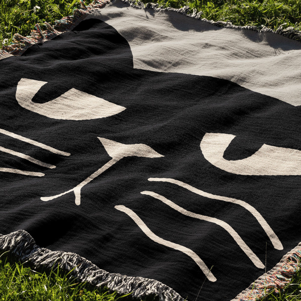 
                  
                    Two Tone Bold Cat Jacquard Woven Blanket (Black) | Harper & Blake
                  
                