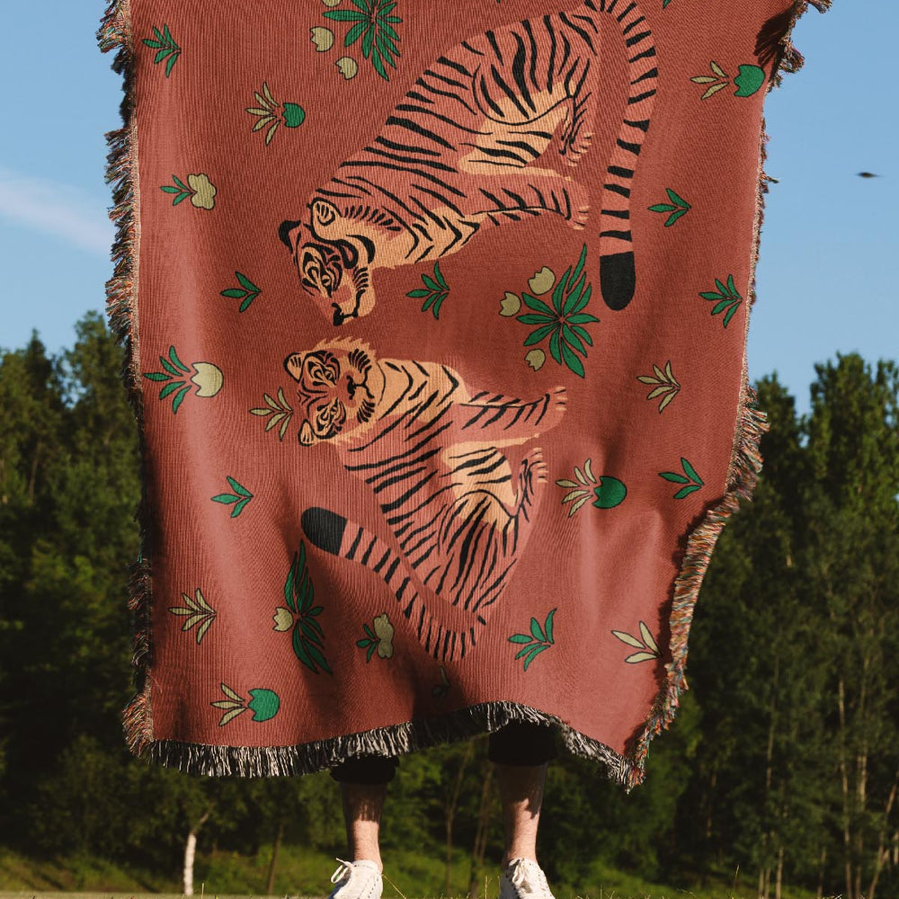 
                  
                    Two Floral Tigers Jacquard Woven Blanket (Red) | Harper & Blake
                  
                