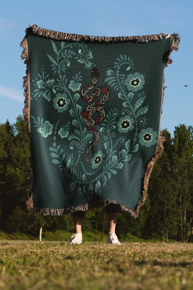 Floral Snake Jacquard Woven Blanket (Dark Green) | Harper & Blake